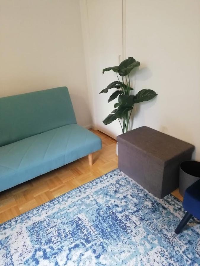 Single Bedroom In A Cozy Maisonette - 布希 外观 照片
